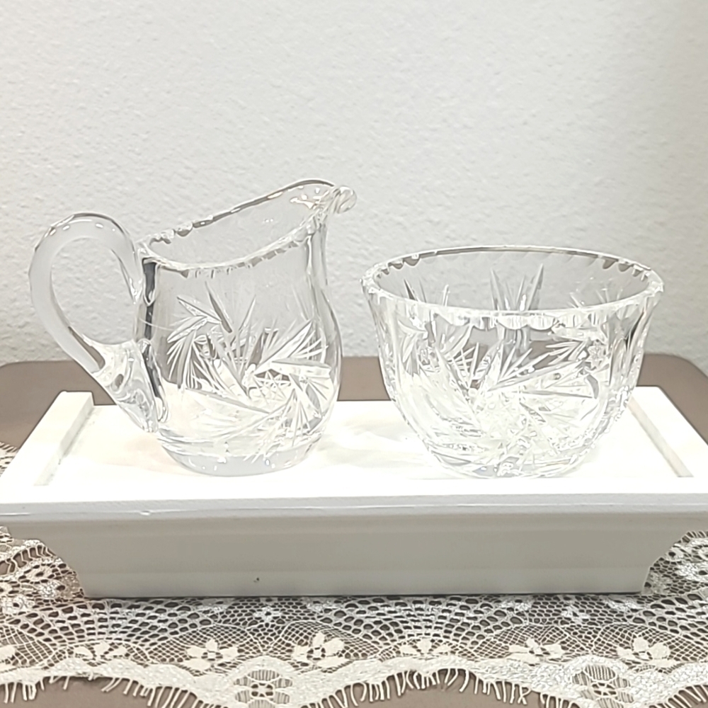 Vintage Pinwheel with star Crystal Cream and Sugar Set